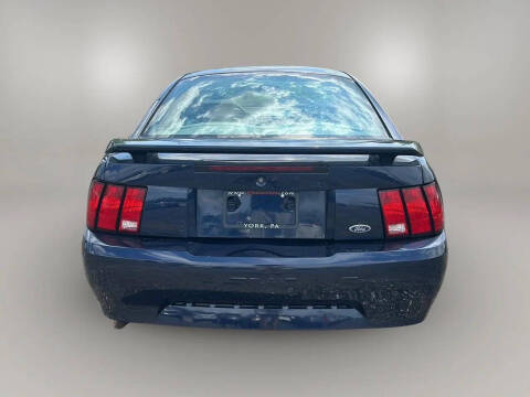 2001 Ford Mustang