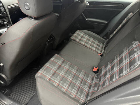 2015 Volkswagen Golf GTI SE