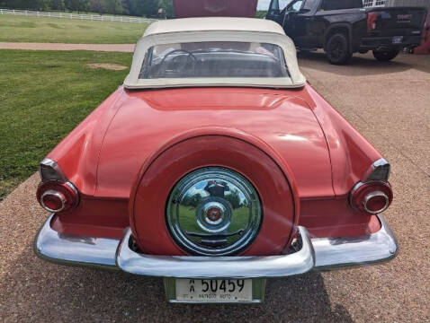 1956 Ford Thunderbird