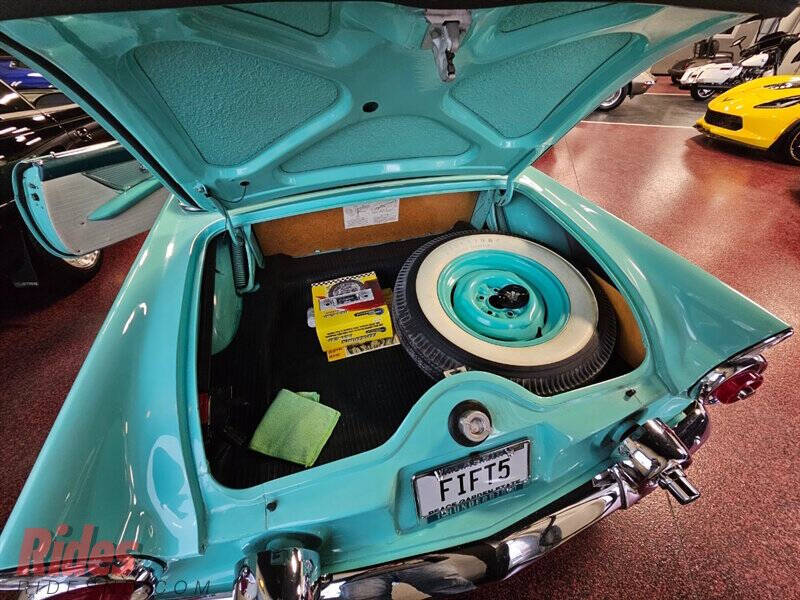 1955 Ford Thunderbird