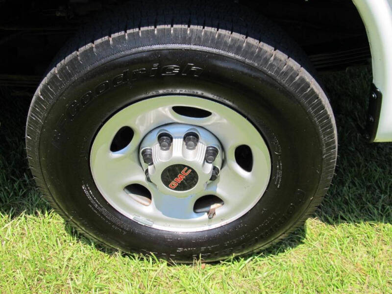 2022 GMC Savana 3500