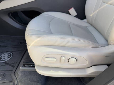 2021 Buick Enclave Essence