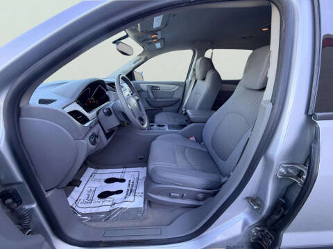 2017 Chevrolet Traverse LS