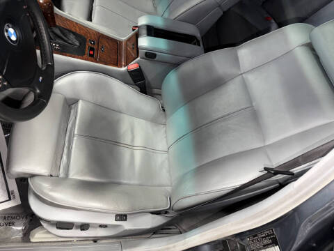 2001 BMW 7 Series 740i