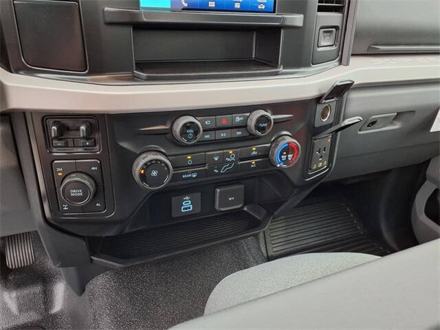 2025 Ford F-350 Super Duty XLT