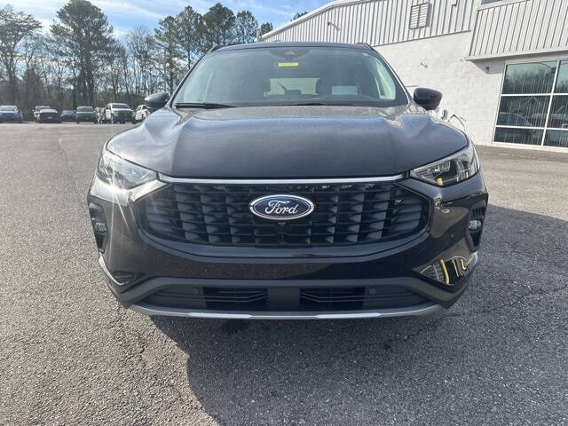 2026 Ford Escape Platinum