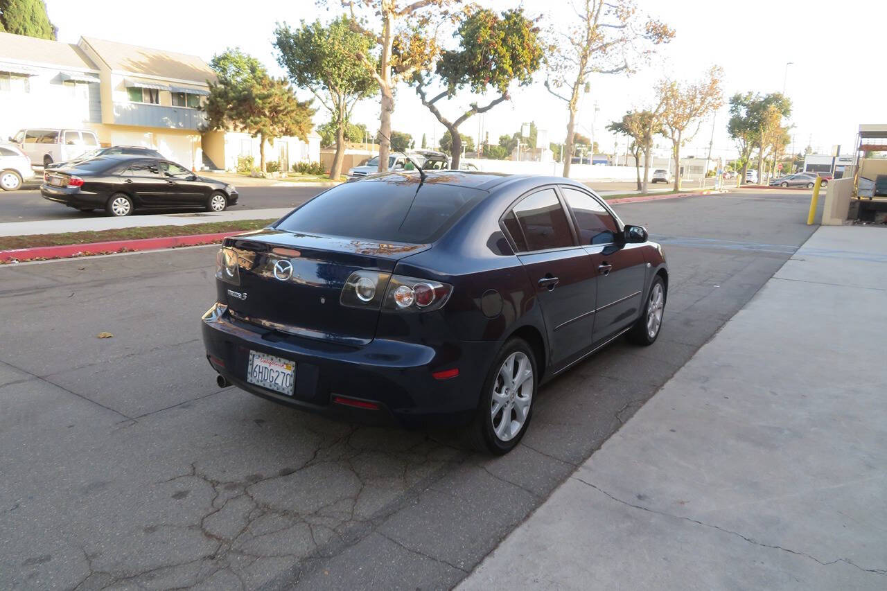 2009 Mazda Mazda3 for sale at The Car Vendor LLC in Bellflower, CA