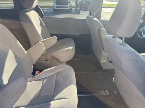 2020 Toyota Sienna L 7-Passenger