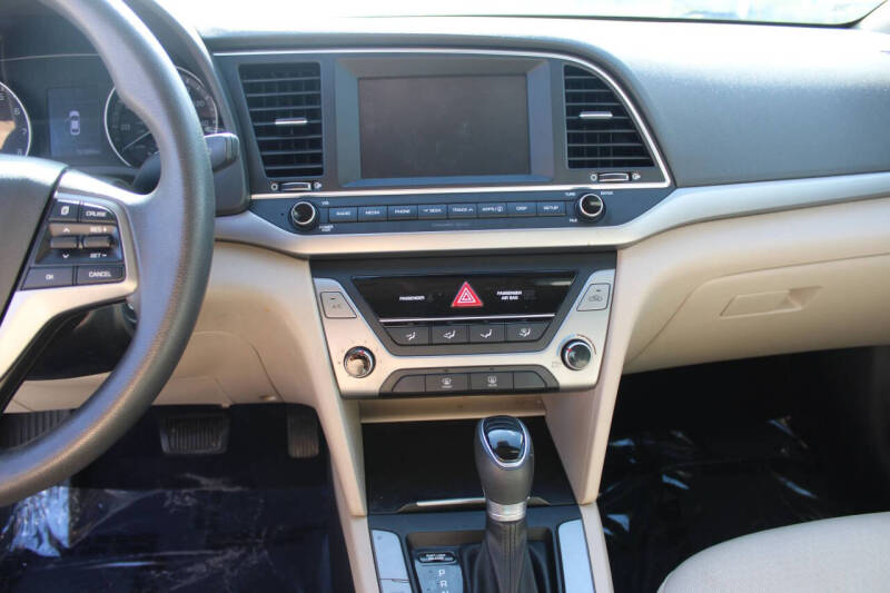 2018 Hyundai Elantra