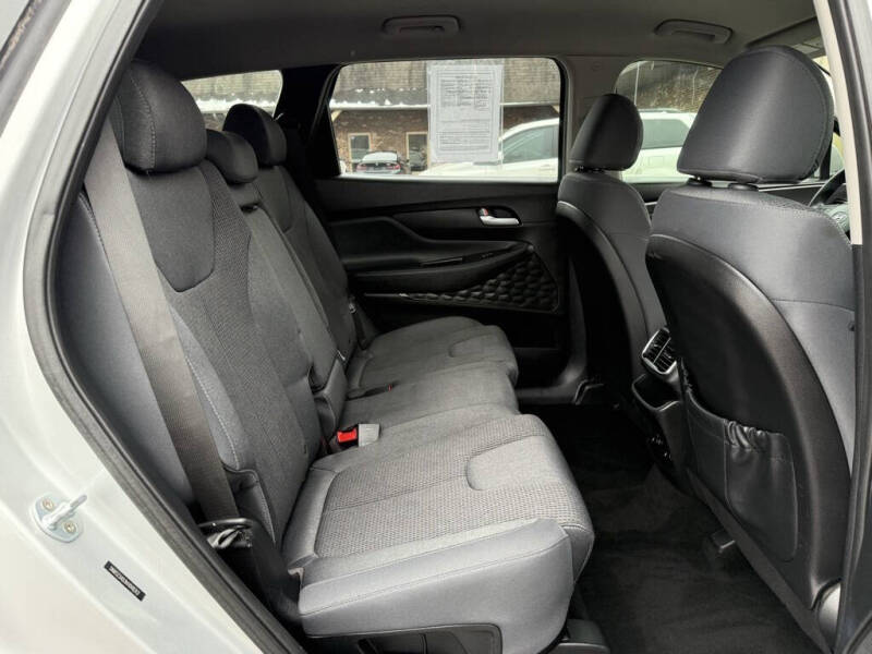 2019 Hyundai Santa Fe SE 2.4L