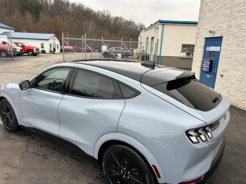 2025 Ford Mustang Mach-E GT