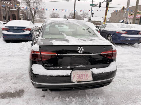 2017 Volkswagen Passat 1.8T R-Line