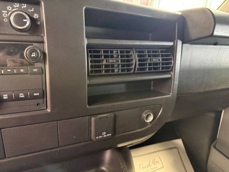 2024 GMC Savana 2500