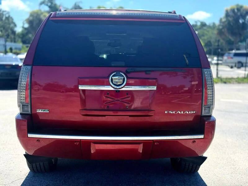 2012 Cadillac Escalade Premium