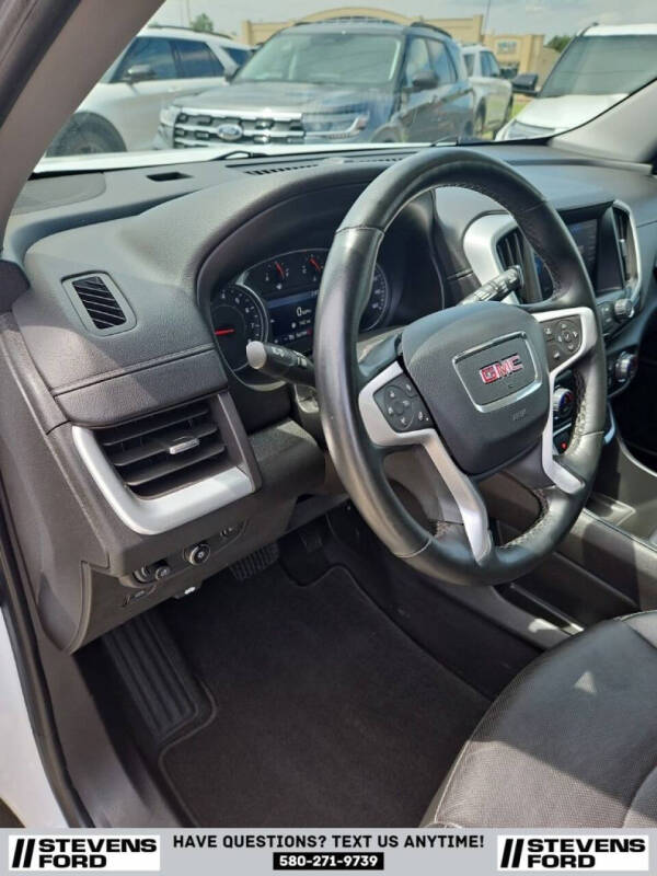 2024 GMC Terrain SLT