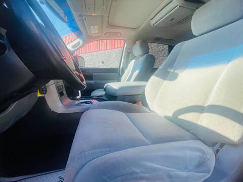 2012 Toyota Sequoia SR5