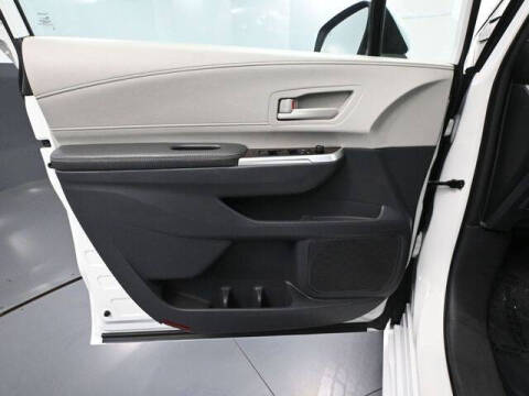 2021 Toyota Sienna LE 8-Passenger