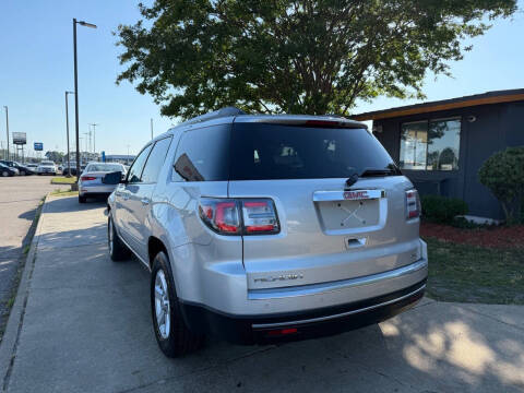 2015 GMC Acadia SLE-2