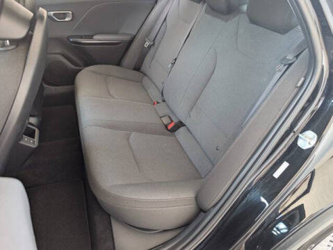 2025 Kia K4 LX