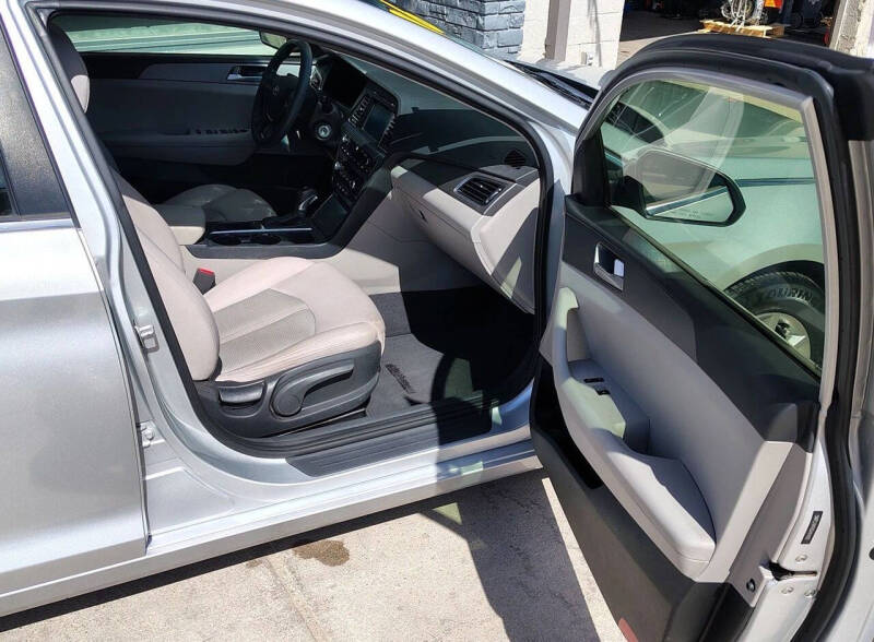 2016 Hyundai Sonata SE