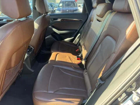 2015 Audi Q5 2.0T quattro Premium Plus