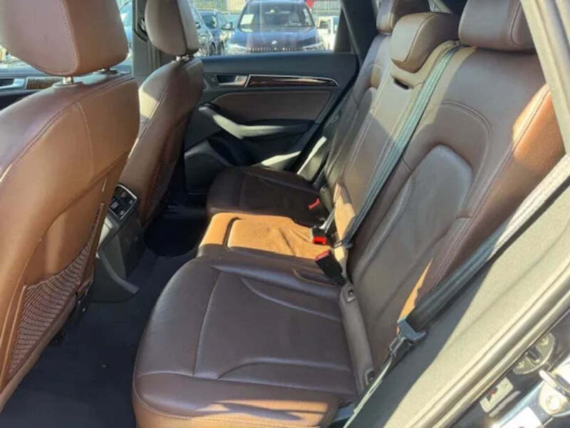 2015 Audi Q5 2.0T quattro Premium Plus