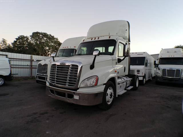 2016 Freightliner Cascadia