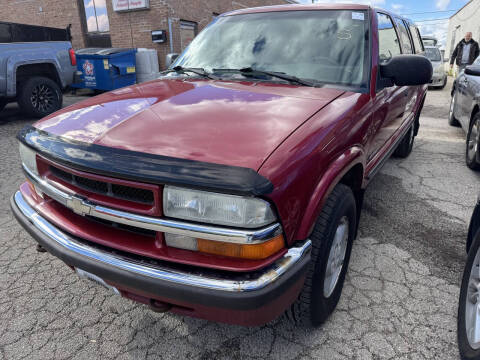 2002 Chevrolet S-10 for sale at AUTOSAVIN in Villa Park IL