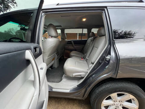 2010 Toyota Highlander SE