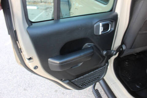 2020 Jeep Gladiator Sport