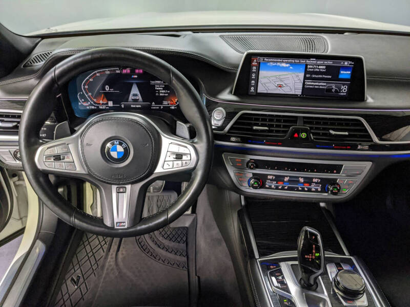 2022 BMW 7 Series 750i xDrive