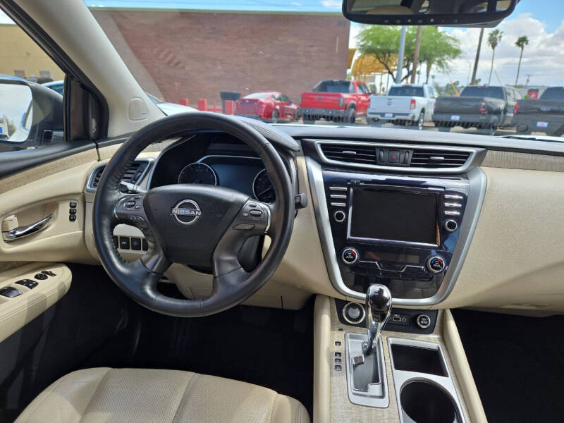 2023 Nissan Murano SL