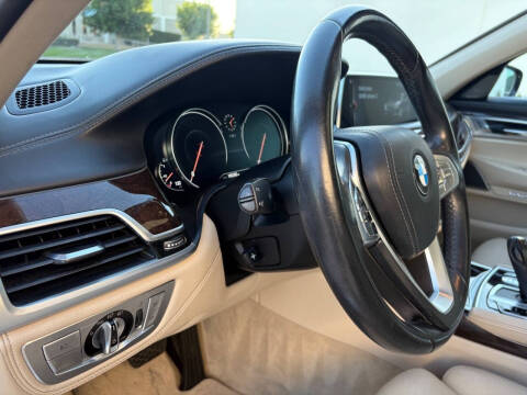 2017 BMW 7 Series 740i