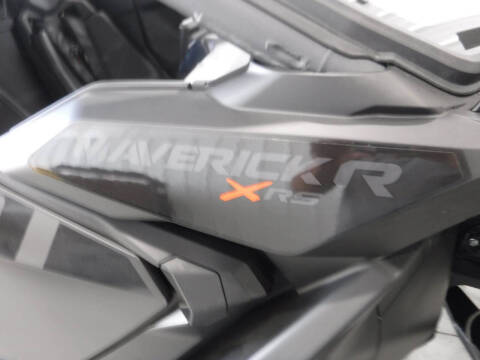 2024 Can-Am Maverick R