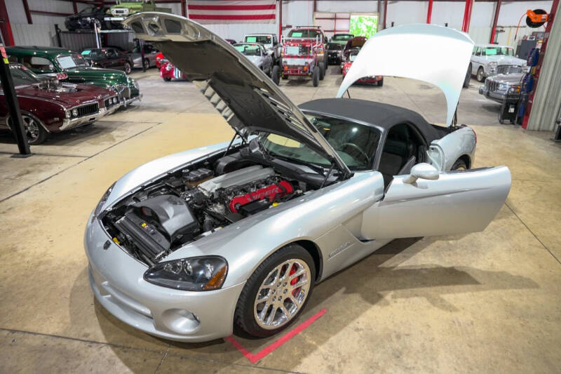 2004 Dodge Viper SRT-10