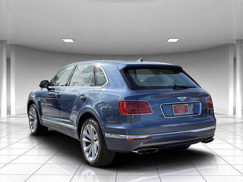 2018 Bentley Bentayga 3