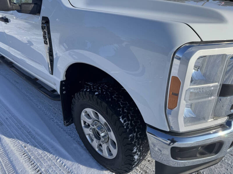 2023 Ford F-350 Super Duty XLT