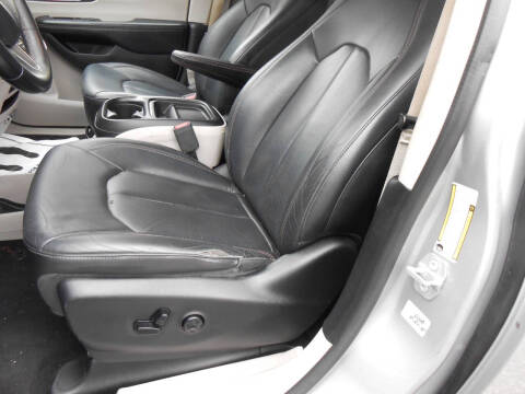 2018 Chrysler Pacifica Touring L