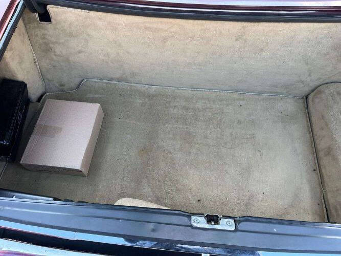 1985 Mercedes-Benz 380-Class 380 SL