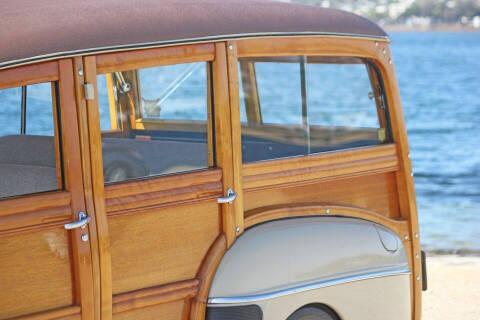 1948 Ford Super Deluxe