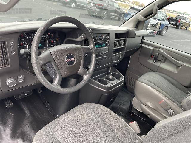 2023 GMC Savana 2500