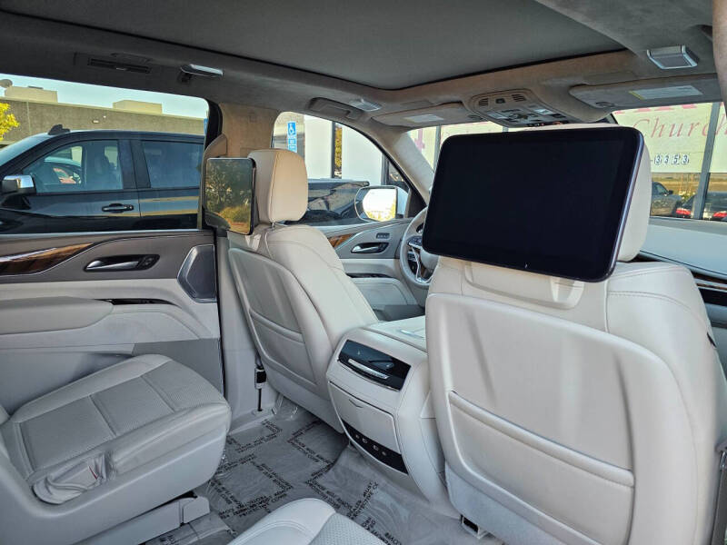 2024 Cadillac Escalade Sport Platinum