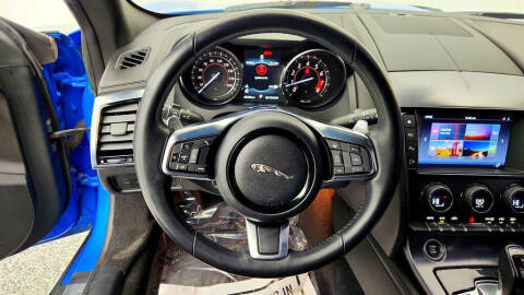 2018 Jaguar F-TYPE R-Dynamic