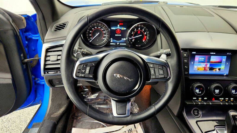 2018 Jaguar F-TYPE R-Dynamic