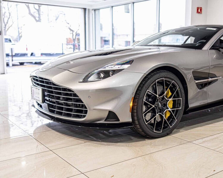 2026 Aston Martin Vanquish