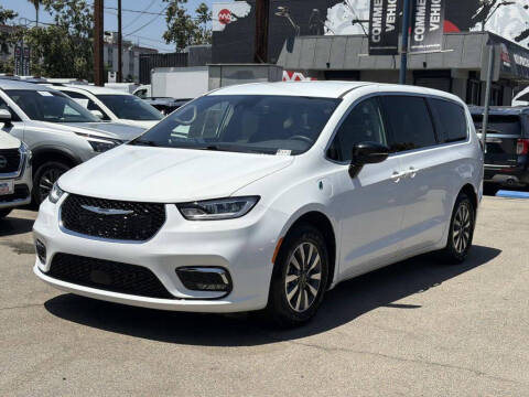 2024 Chrysler Pacifica Plug-In Hybrid
