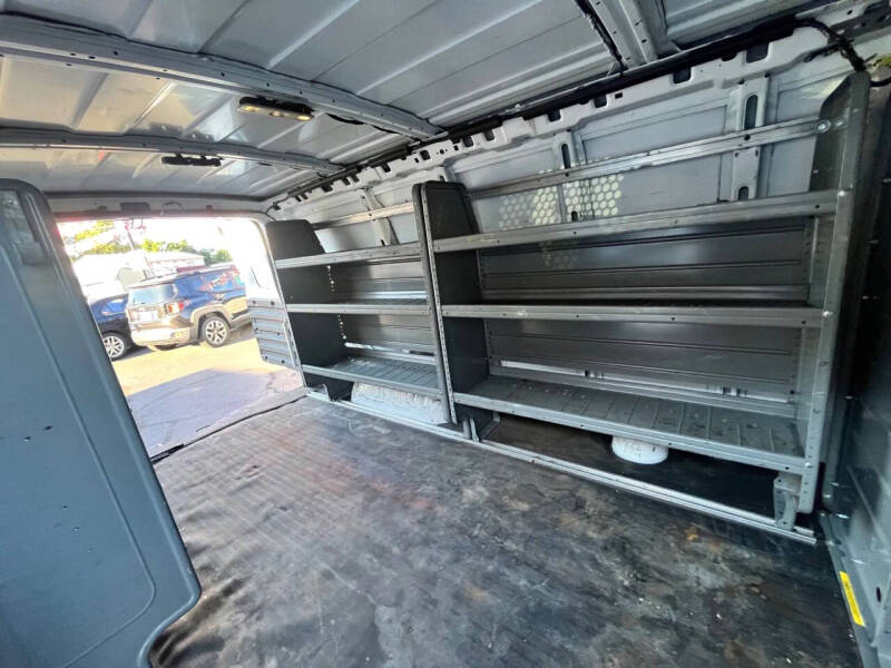 2019 Chevrolet Express 2500