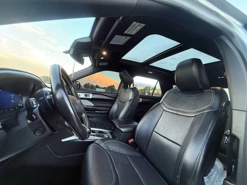 2020 Ford Explorer ST