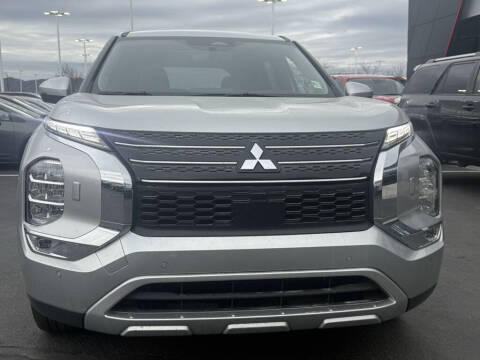 2024 Mitsubishi Outlander PHEV SE