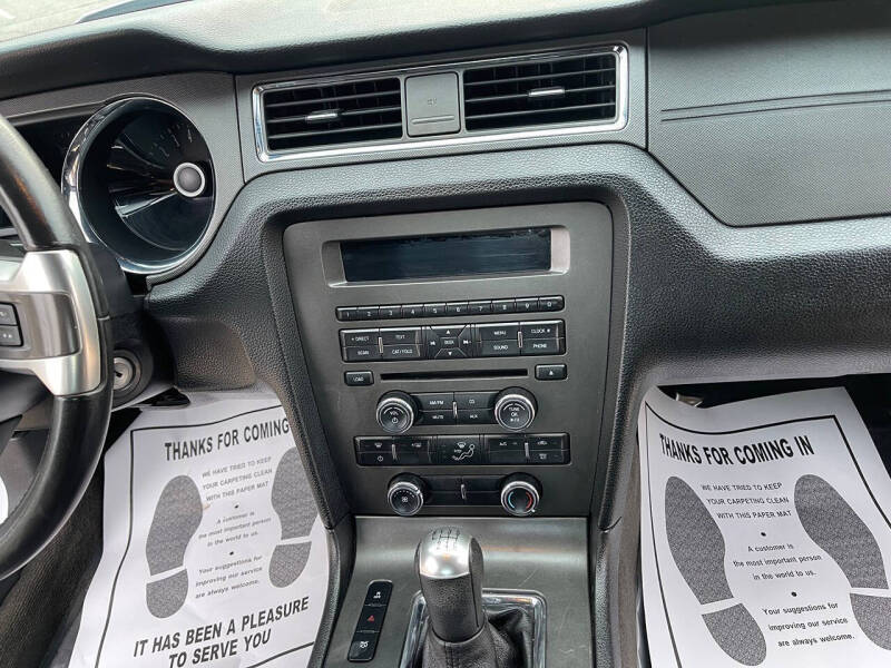 2014 Ford Mustang V6